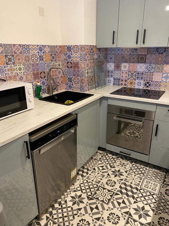 5 Pieces Av Petite Place Parking Proche Zenith Et Cite Sciences Villette Пантен Екстериор снимка